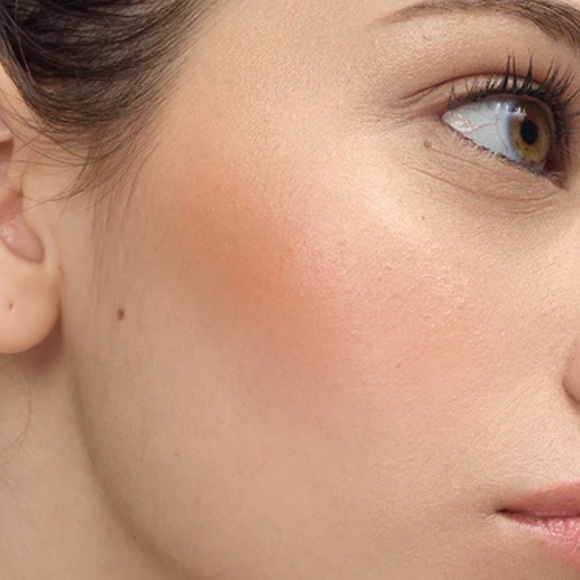 Highlighter + free sample - Picture 4 of 6